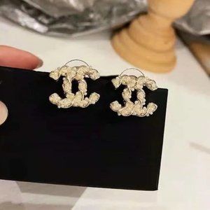 pearl twist stud earrings fashion style earrings